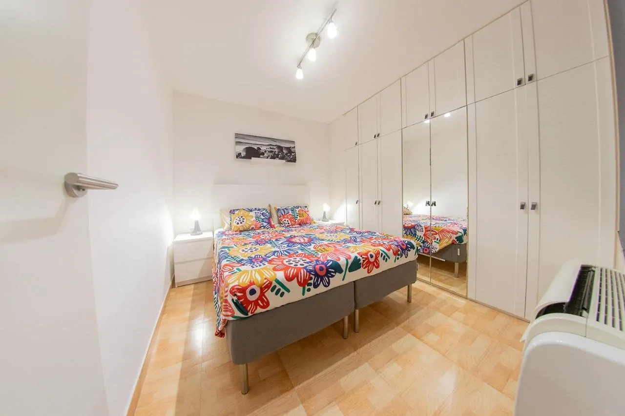 Apartamento Ahllenrock Cornella 20 Min Aeropuerto, 30 Min Bcn Cornellá de Llobregat